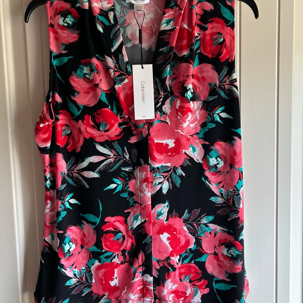 Calvin Klein Women's Floral Sleeveless Top - Black and Pink